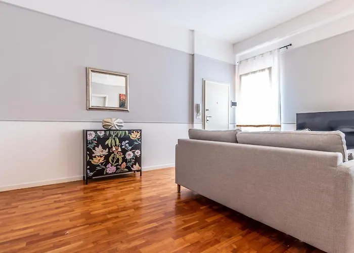 Housmart Capo Di Lucca 1